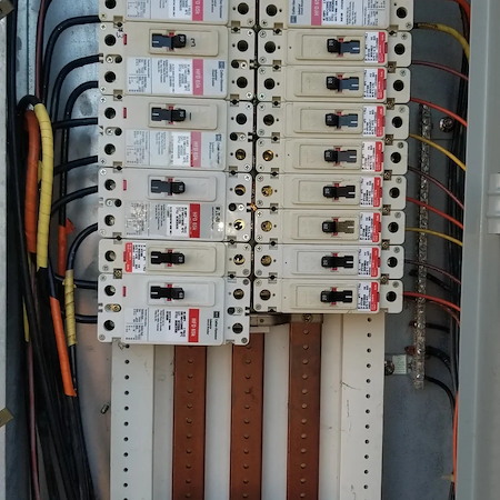 Electrical Panel Repair vs. Replacement: What’s the Difference?